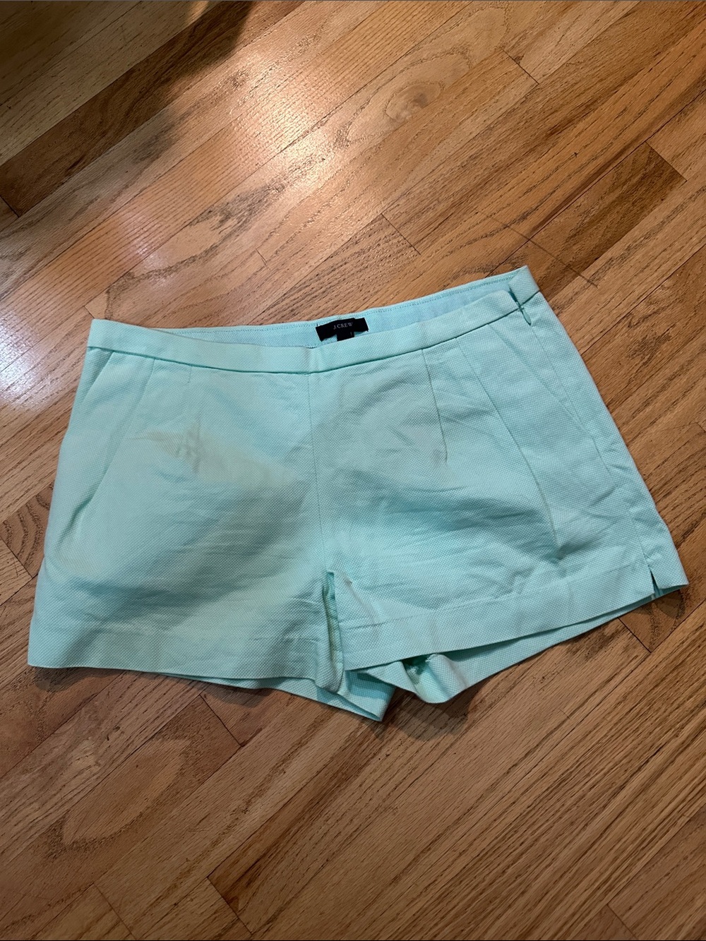 J. Crew Pleated short in Cotton Pique-Mint Green Size 8 Women’s